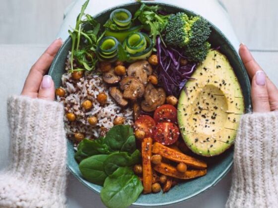 Managing PCOS With Diet: What to Eat and What to Avoid